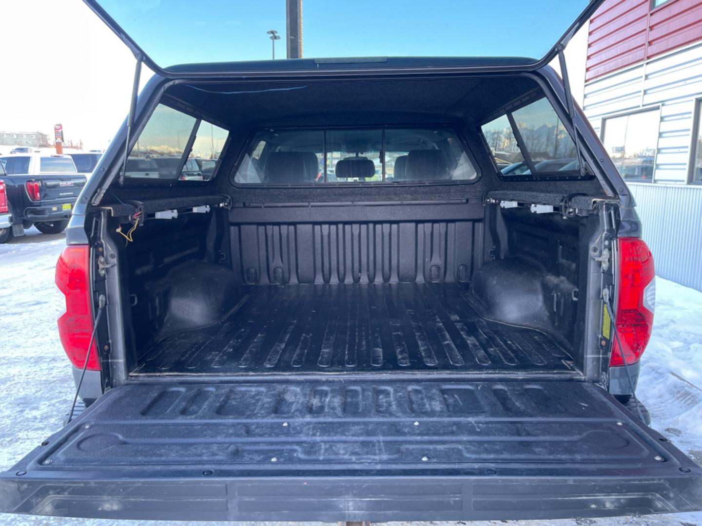 2014 Gray Toyota Tundra SR5 5.7L V8 FFV CrewMax 4WD (5TFDW5F14EX) with an 5.7L V8 DOHC 32V FFV engine, 6-Speed Automatic transmission, located at 1960 Industrial Drive, Wasilla, 99654, (907) 274-2277, 61.573475, -149.400146 - Photo#4